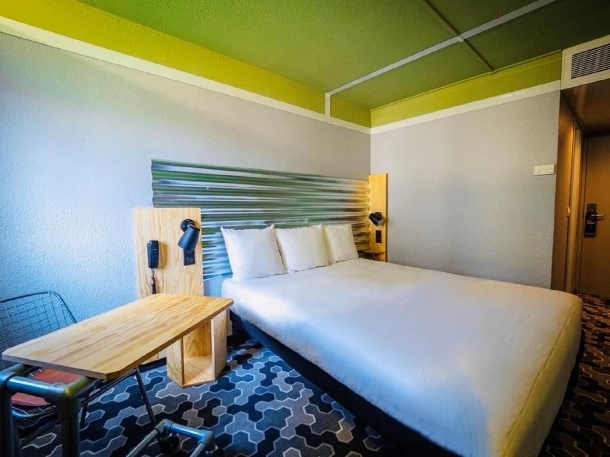 Ibis Styles Bobigny Centre Prefecture Hotel Bagian luar foto